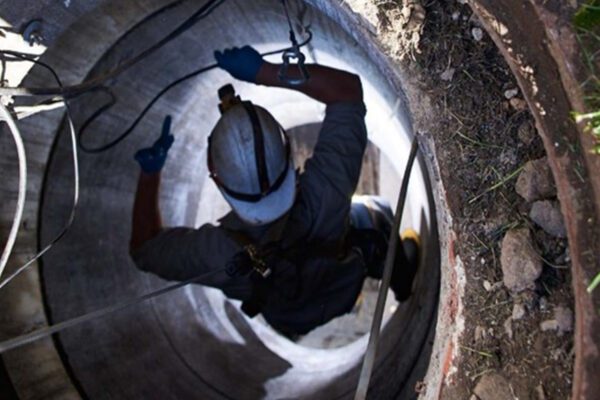 Enter and Work in Confined Spaces